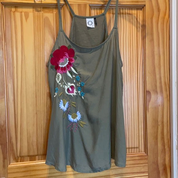 Anthropologie Akemi Kin Needlepoint tank S - Picture 3 of 8